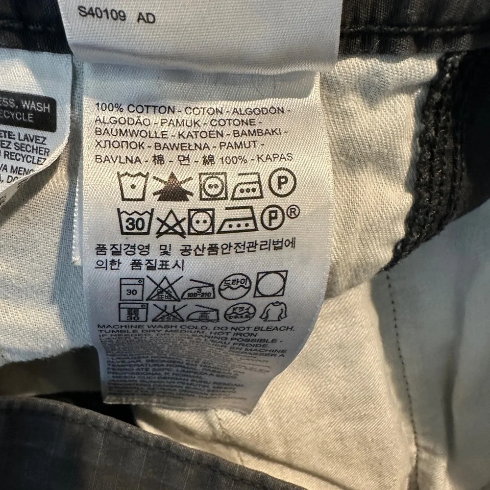 Levis levi mens